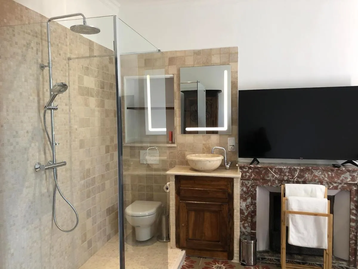 Chambre La Duchesse 800m centre Nyons - SPA - Piscine chauffée - Jacuzzi - Sauna - Massage France
