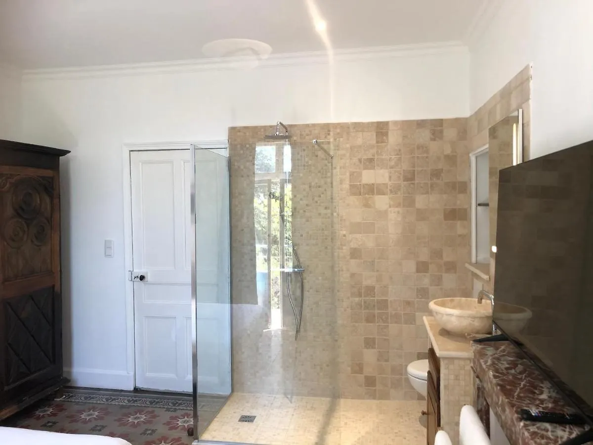 Chambre La Duchesse 800m centre Nyons - SPA - Piscine chauffée - Jacuzzi - Sauna - Massage Couette-café