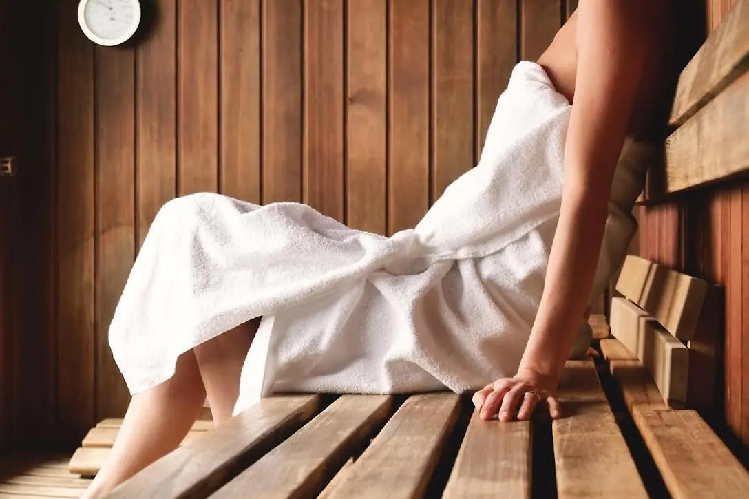Chambre La Duchesse 800m centre Nyons - SPA - Piscine chauffée - Jacuzzi - Sauna - Massage