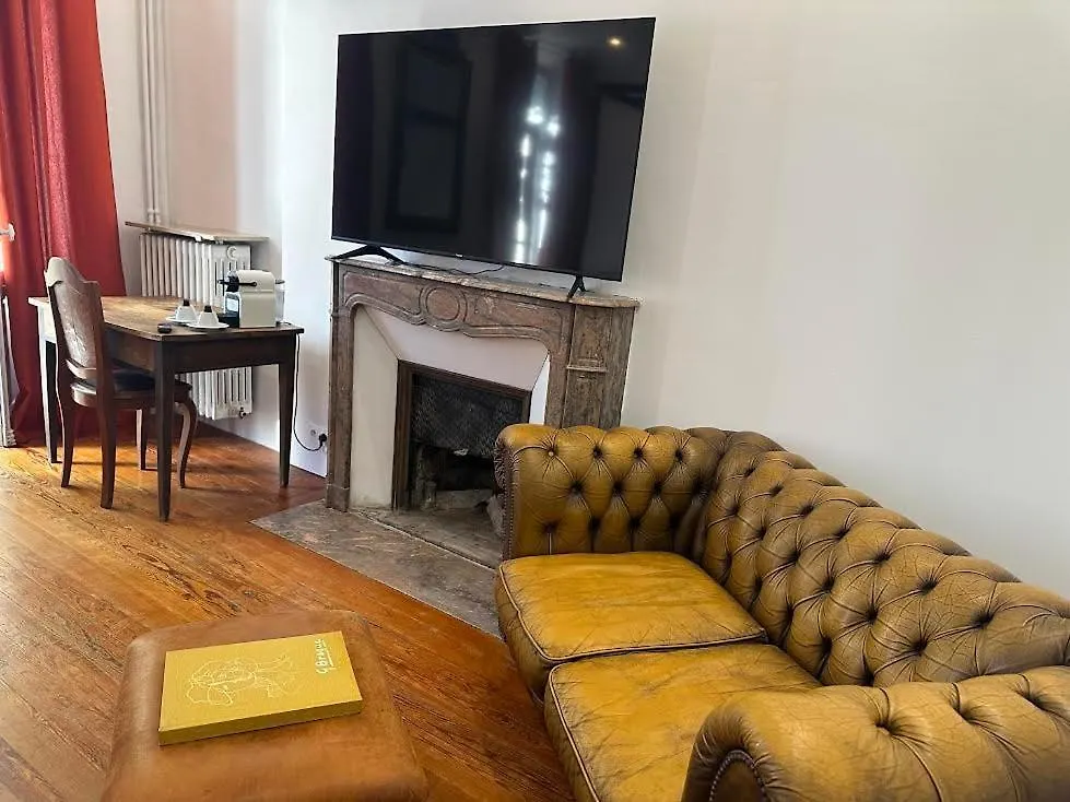 Chambre La Duchesse 800m centre Nyons - SPA - Piscine chauffée - Jacuzzi - Sauna - Massage